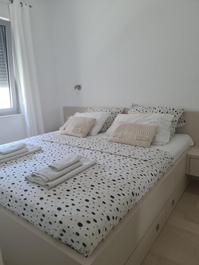 Brand New Lovely Apartment Bella ดูบรอฟนิก ภายนอก รูปภาพ
