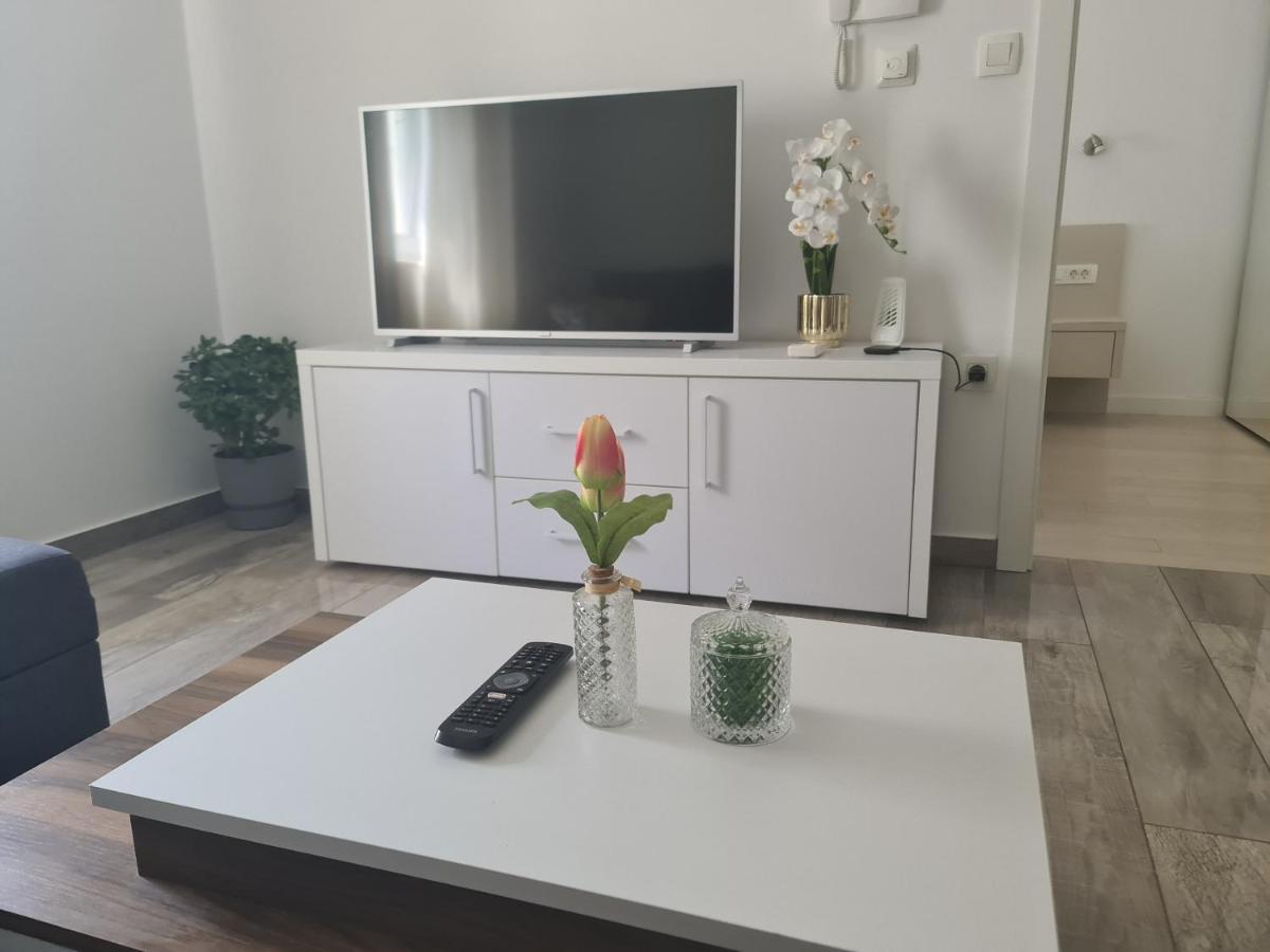 Brand New Lovely Apartment Bella ดูบรอฟนิก ภายนอก รูปภาพ